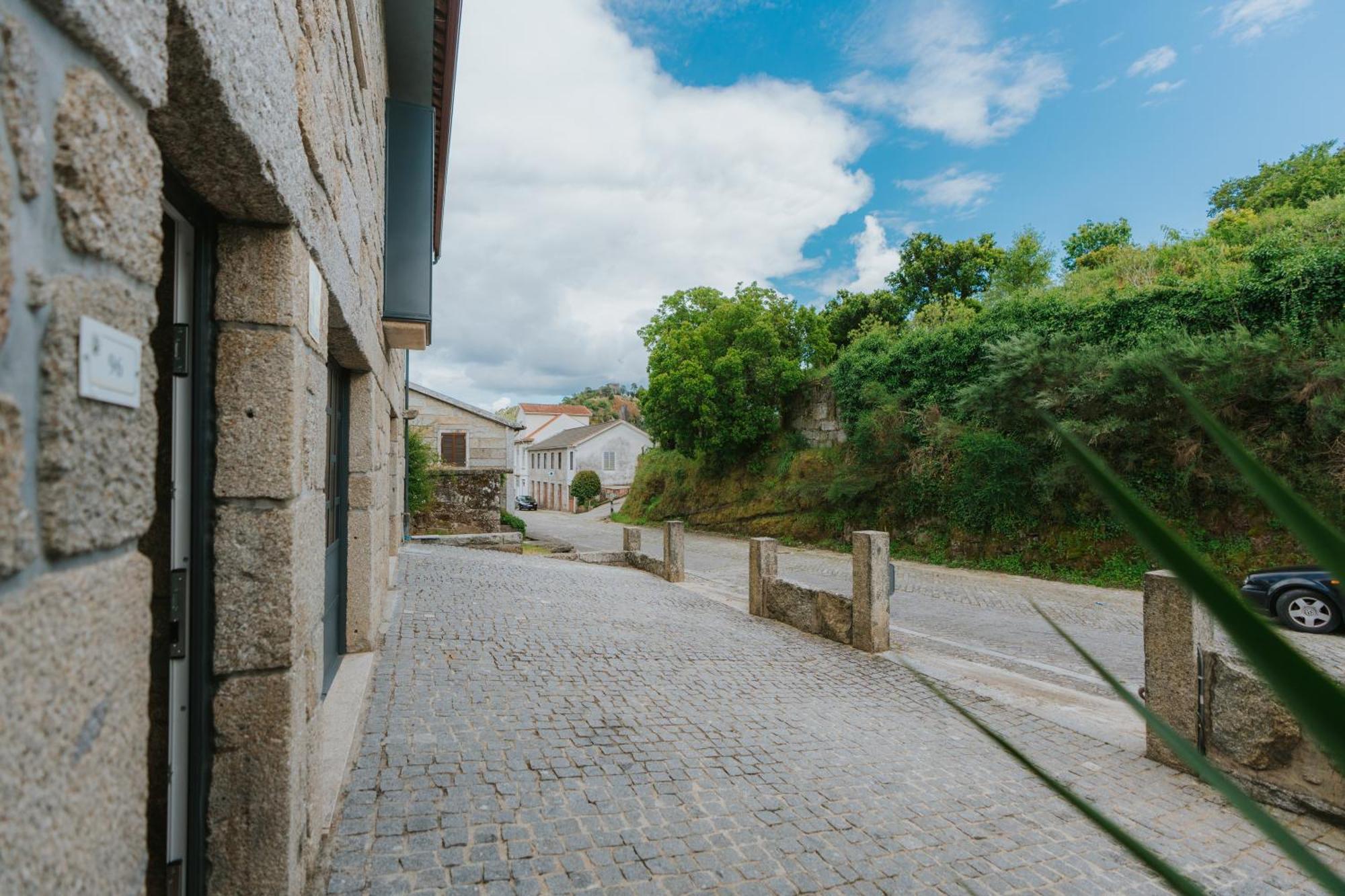 Casa Do Pinheiro - Alojamento Local Povoa de Lanhoso Ngoại thất bức ảnh